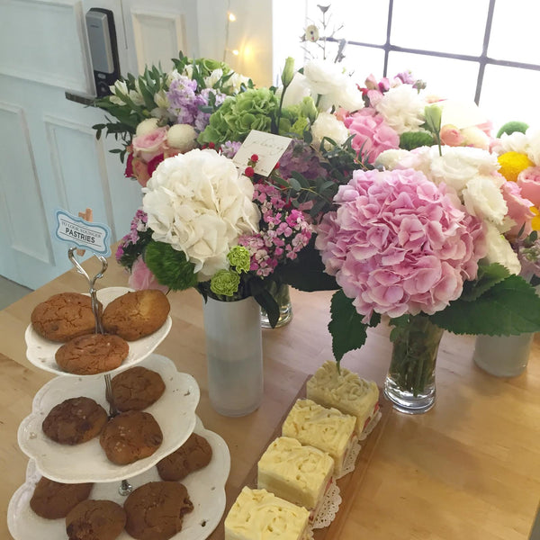 Intermediate bouquet/vase workshop